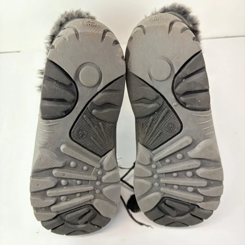 Kamik Big Kids Size‎ 4 Black Winter Snow Boots Faux Fur Lace Up FLAWED